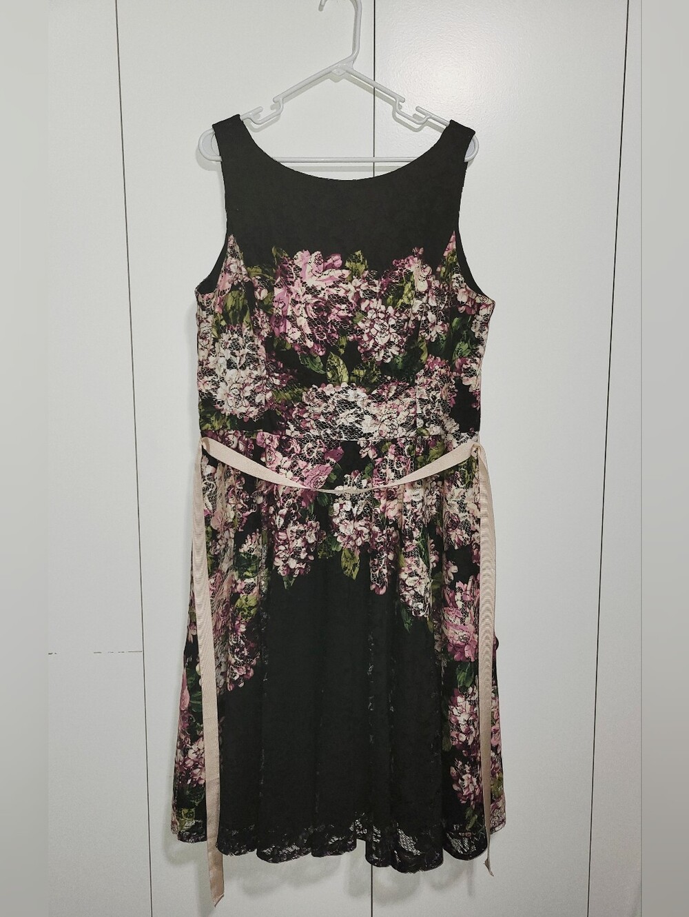 Danny & Nicole Sleeveless Floral Lace Dress + Ribbon Belt - Size 18